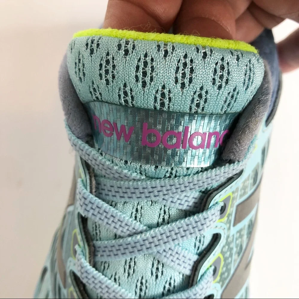 New Balance Women's Fresh Foam 1080 V6 Running Sneakers Size 7 - Picture 9 of 12